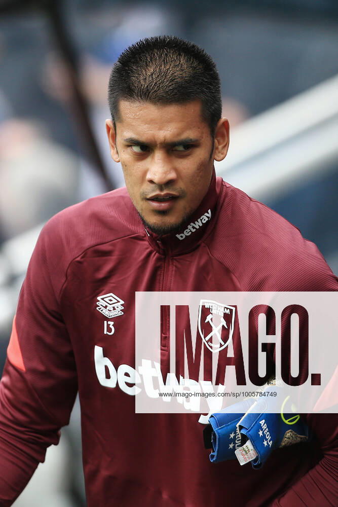 Football - Premier League - Newcastle United v West Ham United 15th August 2021 - Premier League - Newcastle United v West Ham United - West Ham United goalkeeper Alphonse Areola - Photo: Simon Stacpoole Offside. Newcastle-upon-Tyne UK