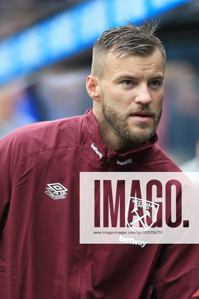 Football - Premier League - Newcastle United v West Ham United 15th August 2021 - Premier League - Newcastle United v West Ham United - Andriy Yarmolenko of West Ham United - Photo: Simon Stacpoole Offside. Newcastle-upon-Tyne UK