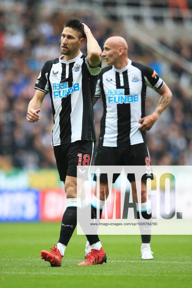 Football - Premier League - Newcastle United v West Ham United 15th August 2021 - Premier League - Newcastle United v West Ham United - Federico Fernandez of Newcastle United looks dejected - Photo: Simon Stacpoole Offside. Newcastle-upon-Tyne UK