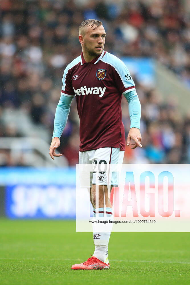 Football - Premier League - Newcastle United v West Ham United 15th August 2021 - Premier League - Newcastle United v West Ham United - Jarrod Bowen of West Ham United - Photo: Simon Stacpoole Offside. Newcastle-upon-Tyne UK