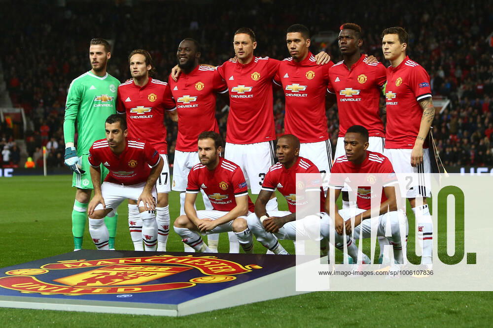 Mandatory Credit: Photo by Philip Oldham BPI Shutterstock (9051645k) Manchester United, ManU team group, Mannschaftsbild, Totale Manchester United v FC Basel, UEFA Champions League Group A, Old Trafford, Manchester, UK - 12 September 2017 No use with unauthorised audio, video, data, fixture lists, club league logos or live services. Online in-match use limited to 75 images, no video emulation. No use in betting, games or single club league player publications. Manchester United v FC Basel, UEFA Champions League Group A, Old Trafford, Manchester, UK - 12 September 2017 No use with unauthorised audio, video, data, fixture lists, club league logos or live services. Online in-match use limited to 75 images, no video emulation. No use in betting, games or single club league player publications.