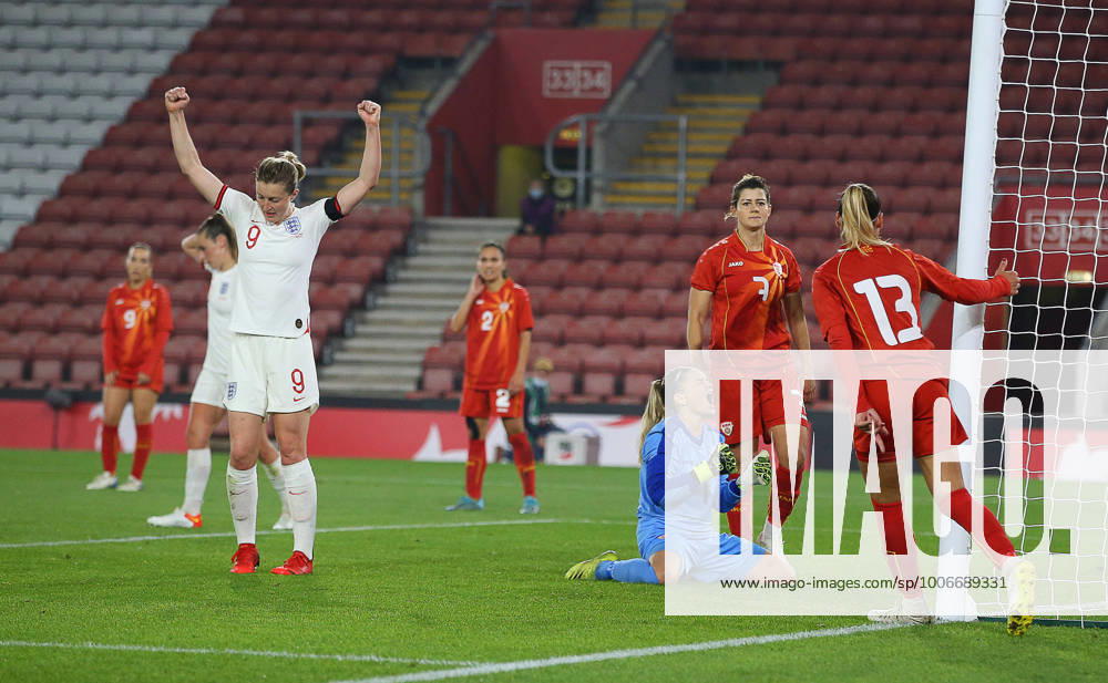 Southampton, England, 17th September 2021. Ellen White of England celebrates as Julija Zivikj of North Macedonia scores an own goal to make it 3-0 during the FIFA 2023 Women s World Cup Qualifying match at St Mary s Stadium, Southampton. Picture credit should read: Paul Terry Sportimage . SPI-1202-0018