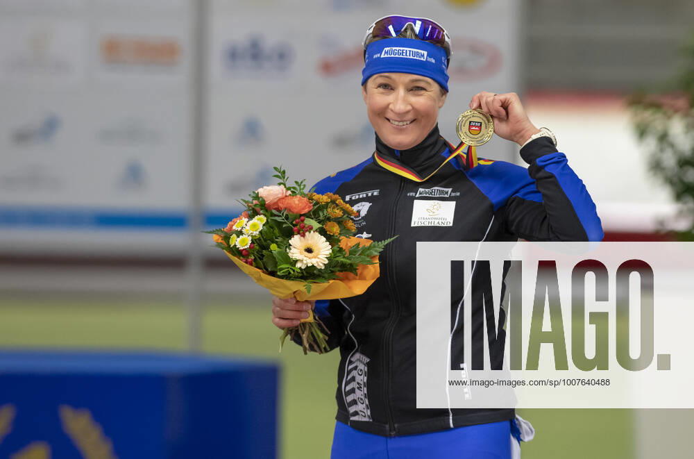 EISSCHNNELLLAUF - Claudia PECHSTEIN am 29.10.2021 während der Deutschen Meisterschaft Einzelstrecke in der Max Aicher Arena, Inzell, Deutschland - Foto: ERNST WUKITS -