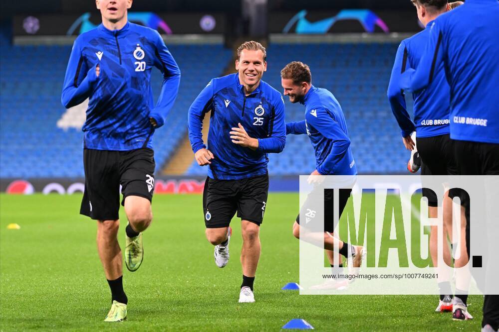 MANCHESTER, UNITED KINGDOM - NOVEMBER 02 : Ruud Vormer midfielder of Club Brugge pictured during a training session prior to the UEFA Champions League Group stage A match between Manchester City FC and Club Brugge on November 2, 2021 in Manchester, United Kingdom, 2 11 2021 ( Manchester City v Club Brugge - UEFA Champions League Media Activities 2 11 2021 PhotoNews Panoramic