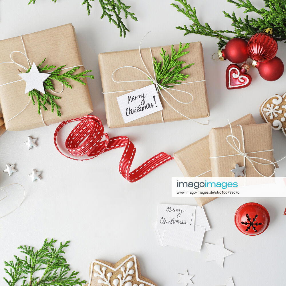 IMAGO Creative: Weihnachten, DIY, Geschenke verpacken - Nachhaltigkeit vorbereitung,weihnachtsgeschenk,einpacken