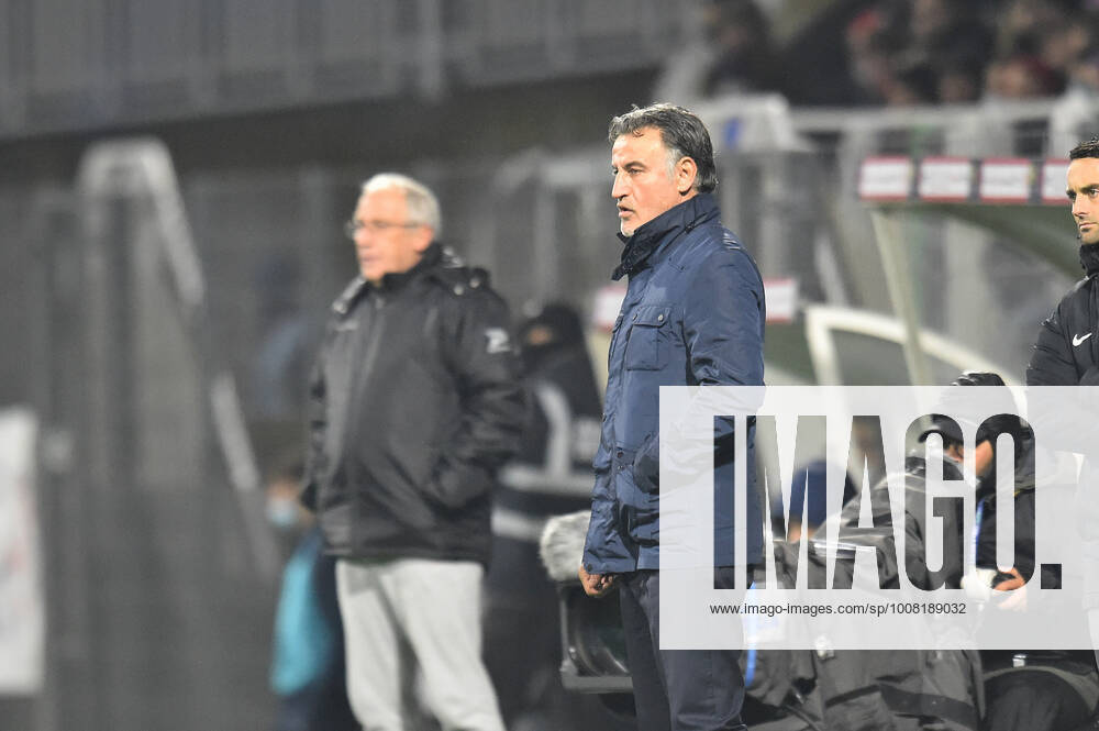 Christophe Galtier (entraineur nice) FOOTBALL : Clermont Foot 63 vs OGC Nice - Ligue 1 Uber Eats - 21 11 2021 FredericChambert Panoramic