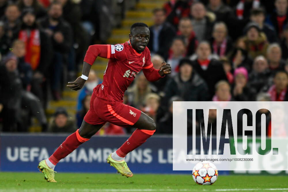 UEFA Champions League Liverpool v FC Porto Sadio Mane 10 of Liverpool runs forward with the ball Liverpool Anfield Merseyside United Kingdom