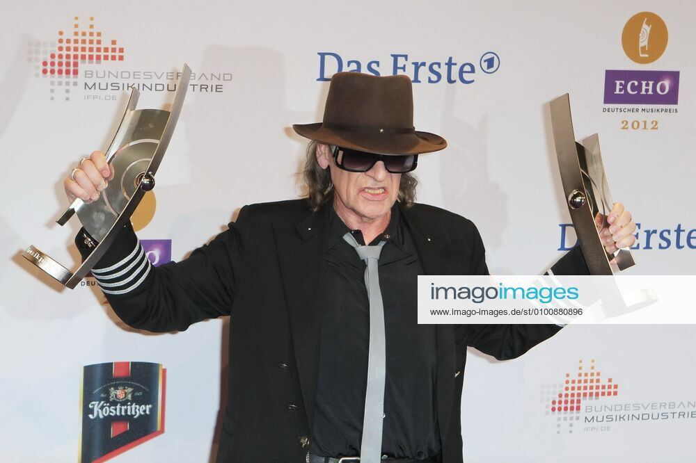 77 Udo Lindenberg zu Gast beim ECHO 2012 Verleihung in den Messehallen unter dem Funkturm Berlin, Berlin Berlin Deutschland Germany