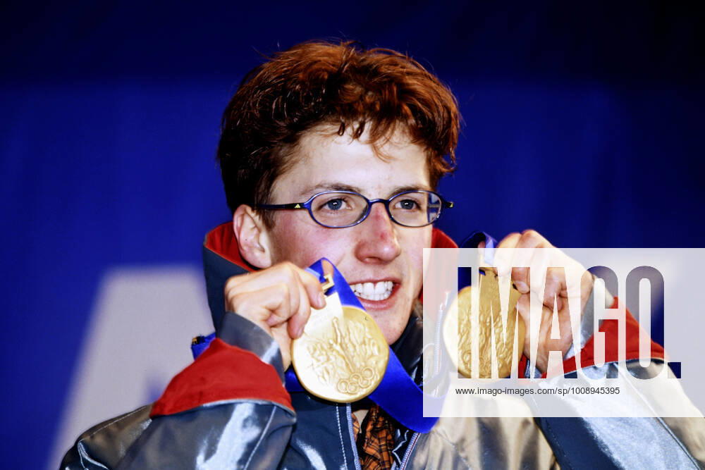 AMMANN Simon Team SUI 1.Platz Olympiasieger Skispringen K 120 bei der Siegerehrung Olympische Winterspiele 2002 Salt Lake City USA am 13. 02. 2002 in Salt Lake City