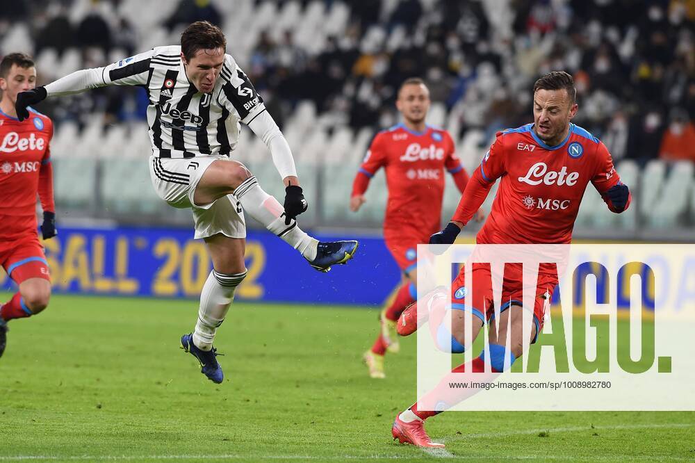 KW01 IPP20220106 Football - soccer: Serie A, Juventus Turin - SSC Neapel, federico chiesa (Verwendung nur in Deutschland - GERMANY ONLY) *** IPP20220106 Football soccer Serie A, Juventus Torino SSC Napoli, federico chiesa use only in Germany GERMANY ONLY