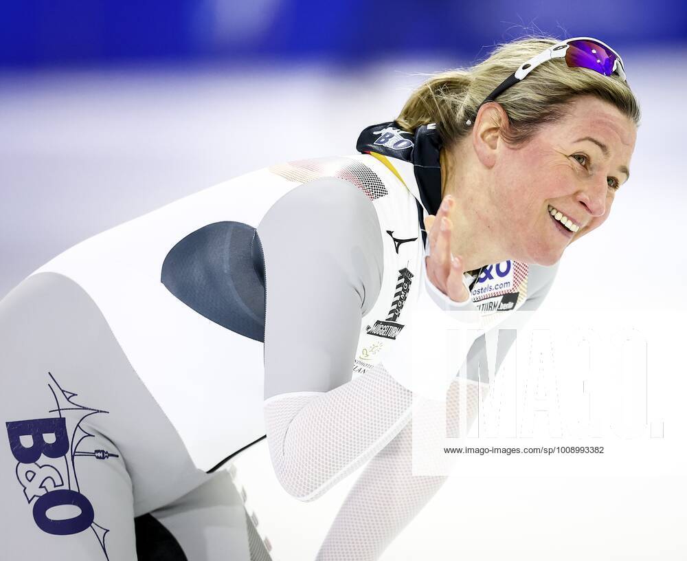 HeereNVEEN - Claudia Pechstein (GER) during the women s 3000 meters on the opening day of the ISU European Single Distance Championships in Thialf on January 7, 2022 in Heerenveen, Netherlands. ANP VINCENT JANNINK ISU European Championship, EM, Europameisterschaft Distances 2022 ANPxSportx IVx