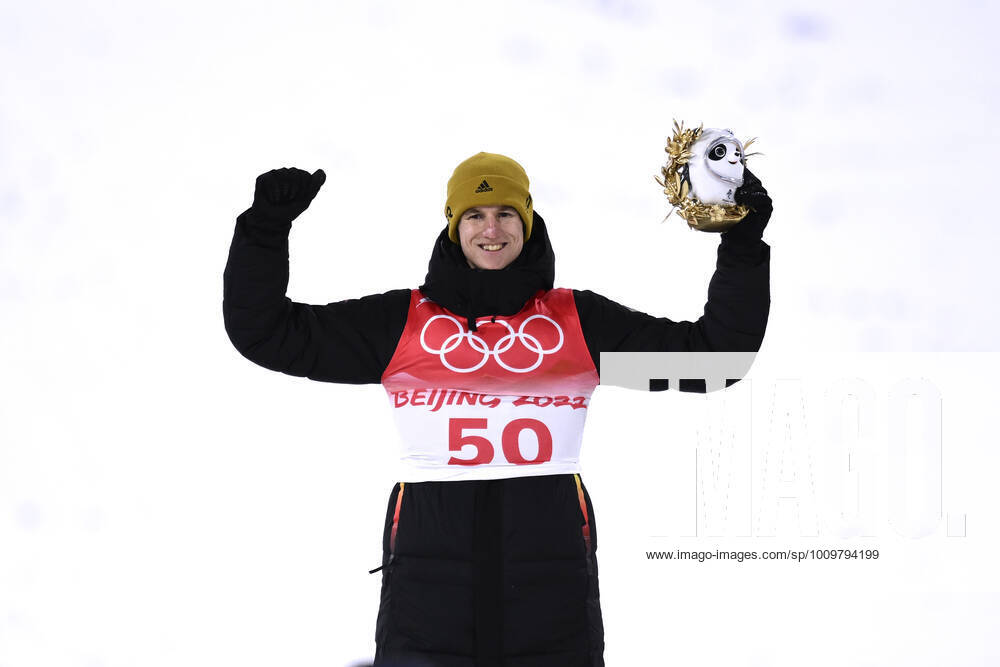 GEIGER Karl Team GER 3.Platz Ski Springen der Maenner grosse Schanze am Samstag den 12.02.2022 Ski jumping, Skispringen, Ski, nordisch Center in Zhangjiakon Olympische Winterspiele 2022 in Peking China