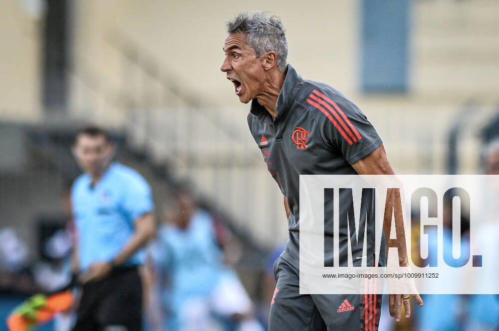 Madureira x Flamengo RIO DE JANEIRO, RJ - 16.02.2022: MADUREIRA X FLAMENGO - Coach Paulo Sousa during Madureira x Flamengo, a match valid for the Guanabara Cup, Campeonato Carioca 2022, held at the Aniceto Moscoso stadium (Conselheiro Galvão), located in the city of Rio de Janeiro (RJ), this Wednesday (16). (Photo: Nayra Halm Fotoarena) x2170816x NayraxHalm