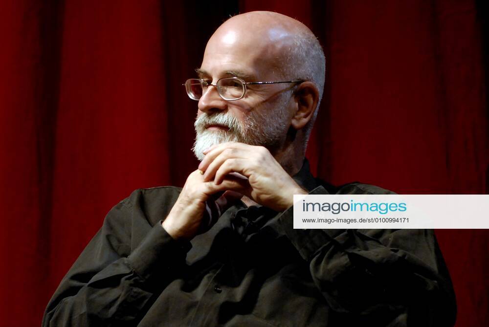 14 Portrait:Terry Pratchett im Haus der Berliner Festspiel in Berlin, Britischer Autor, Schriftsteller, Scheibenwelt, Portraet, Porträt, Literatur, Berlin Deutschland, Germany