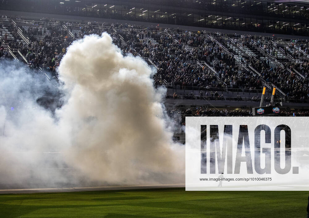 KW 07 A huge cloud billows after Austin Cindric completes a burnout worthy of winning the 2022 Daytona 500, on Sunday February 20, 2022 in Daytona, Florida. DAY2022022011 EDWINxLOCKE