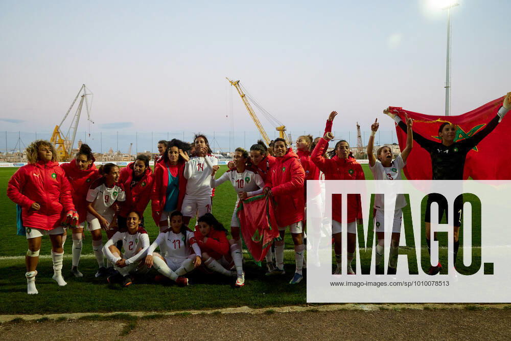 Morocco womens national soccer team players and officials celebrate winning the VisitMalta Women s International Trophy 2022 tournament after beating Moldova 4-0 in the final soccer match between Morocco and Moldova at the Tony Bezzina Stadium, Paola, Malta on 22 February 2022. Morocco v Moldova Womens VMW_22