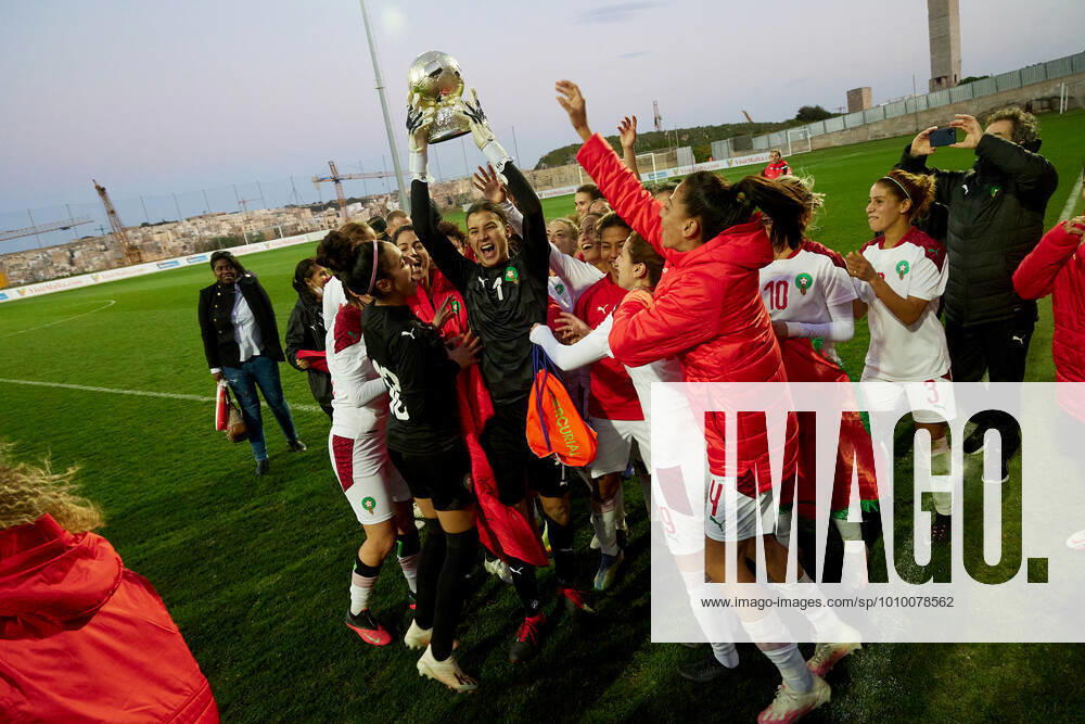 Morocco womens national soccer team players and officials celebrate winning the VisitMalta Women s International Trophy 2022 tournament after beating Moldova 4-0 in the final soccer match between Morocco and Moldova at the Tony Bezzina Stadium, Paola, Malta on 22 February 2022. Morocco v Moldova Womens VMW_22