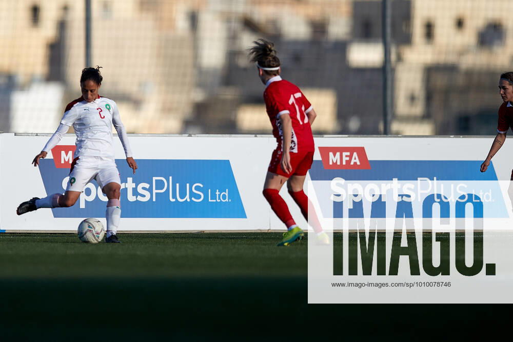 Morocco womens national soccer team player Zineb Redouani (L) during the VisitMalta Women s International Trophy 2022 tournament soccer match between Morocco and Moldova at the Tony Bezzina Stadium, Paola, Malta on 22 February 2022. Morocco beat Moldova 4-0 to win the tournament. Morocco v Moldova Womens VMW_22