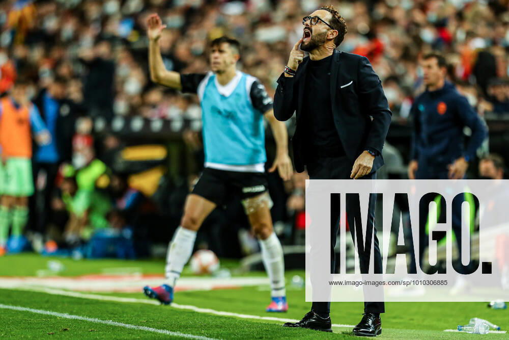 Jose Bordalas, head coach of Valencia CF, gestures during the semifinal of the Spanish Copa del Rey, match between Valencia CF and Athletic Club de Bilbao at the Mestalla Stadium on March 2, 2022, in Valencia, Spain. VALENCIA SPAIN - ZUMAa181 20220303_zaa_a181_004