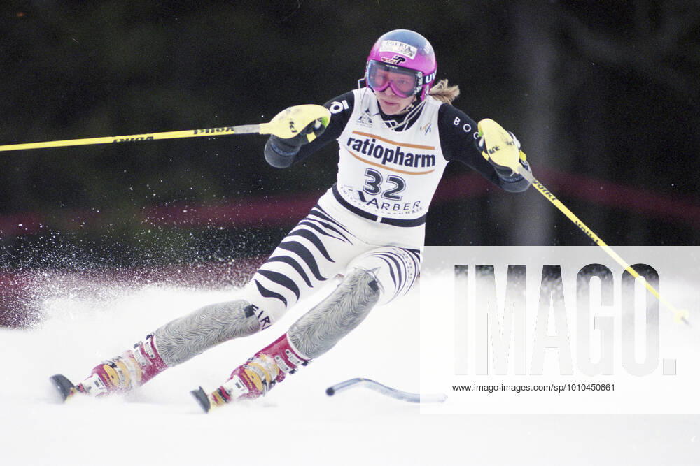 Katja SEIZINGER, GER, Skifahrerin, Aktion Slalom, Januar 1997, Â