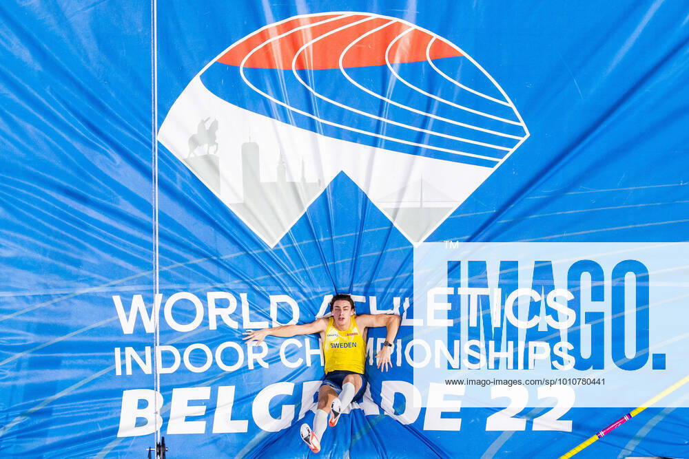 Armand Duplantis of Sweden sets a new world record at the hight 6.20 while competing in men?s pole vault during day three of the World Athletics Indoor Championships on March 20, 2022 in Belgrade. Photo: Mathias Bergeld BILDBYRAN kod MB MB0361 bbeng friidrott athletics friidrett iaaf iaaf world indoor championships World Athletics Indoor Championships vm friidrotts-vm friidrotts-vm 2022 friidretts-vm friidretts-vm 2022 innendors innendors-vm inomhus inomhus-vm ivm day 3 sweden sverige world record världsrekord