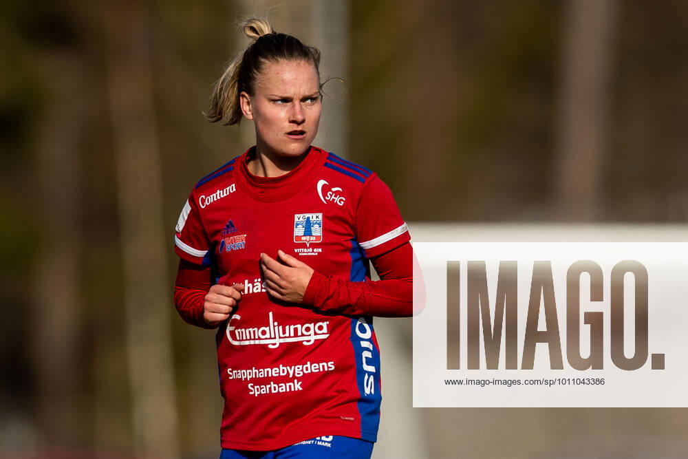 Vittsjös Julia Tunturi under fotbollsmatchen i Damallsvenskan mellan Vittsjö och FC Rosengard den 3 april 2022 i Vittsjö.