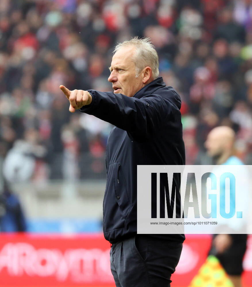SC Freiburg - FC Bayern München Deutschland, Freiburg, 02.04.2022, Fussball, Bundesliga, SC Freiburg - FC Bayern München: Christian Streich (Trainer SC Freiburg).