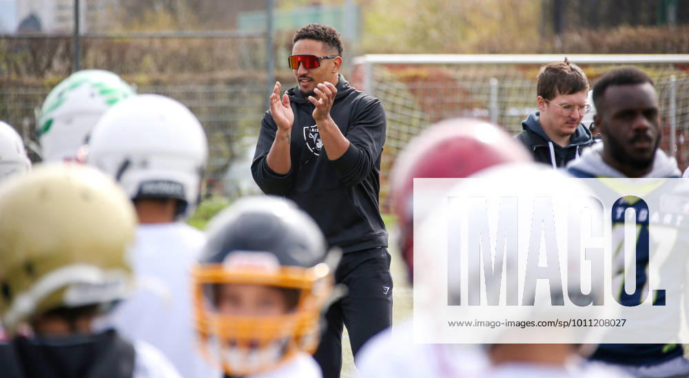Deutschland, Ludwigsburg, Football-Camp in Ludwigsburg mit Jakob Johnson