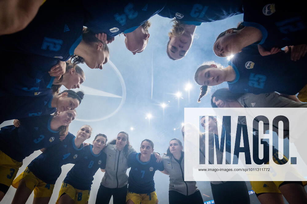 KW15 Basketball Berlin 15.04.2022 Saison 2021 2022 2. Bundesliga Damen Frauen 2. DBBL Aufstiegsrunde Alba Berlin - Rhein-Main Baskets Team Alba vor dem Spiel