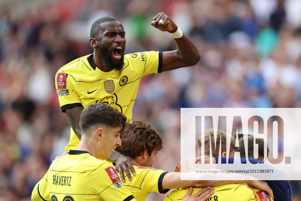 KW15 Chelsea v Palace 17 April 2022, London - FA Cup Semi-Final Football - Chelsea v Crystal Palace - Antonio Rudiger of Chelsea celebrates their 2nd goal - Photo: Charlotte Wilson Offside. London UK