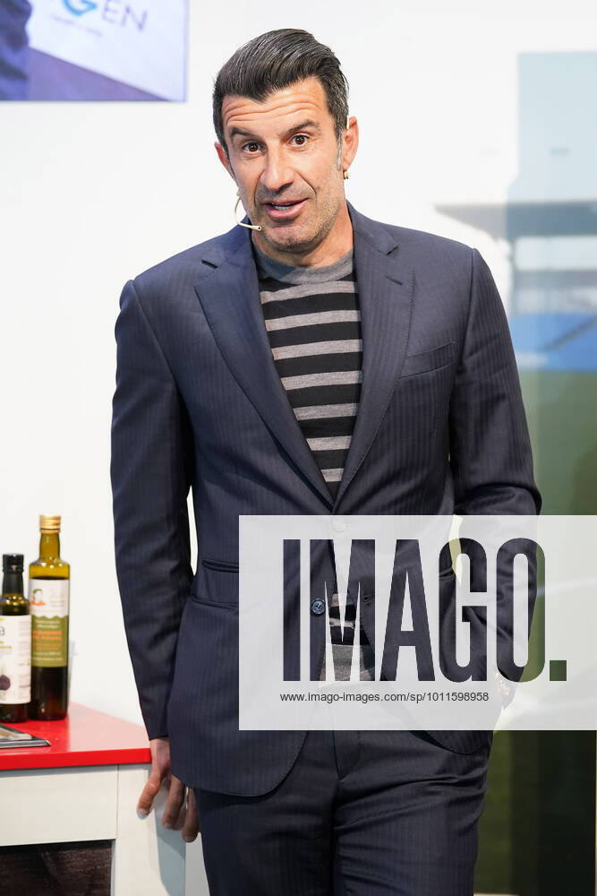 Portuguese football legend Luis Figo performs a show-cooking by Epigen Healthy Bite during the Salon Gourmets 2022. April 26, 2022. (2022042623)