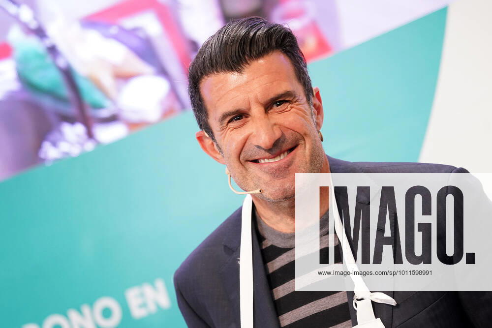Portuguese football legend Luis Figo performs a show-cooking by Epigen Healthy Bite during the Salon Gourmets 2022. April 26, 2022. (2022042669)