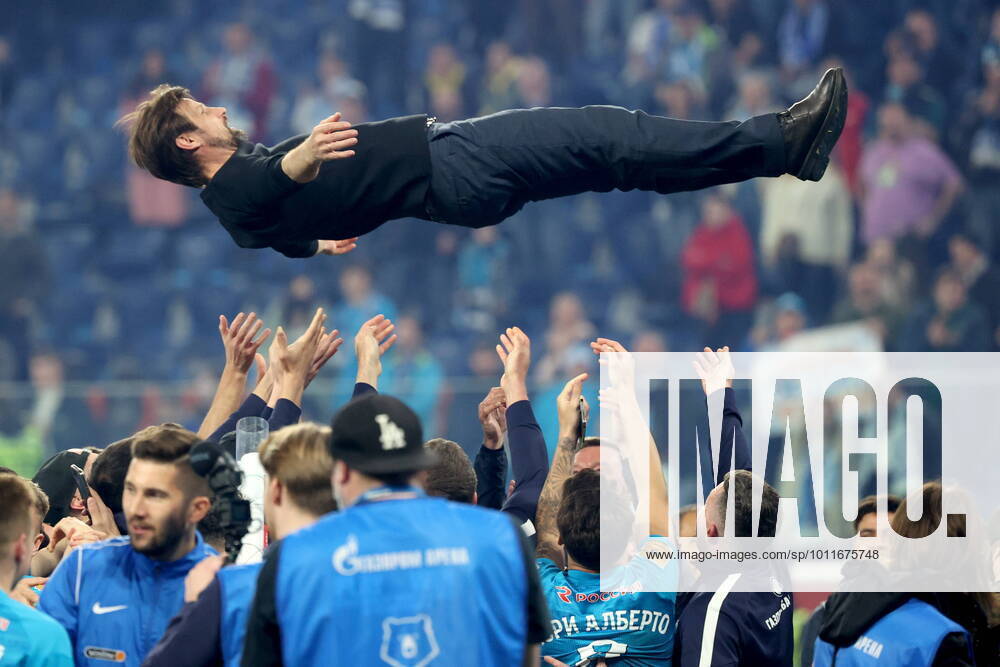 KW17 ST PETERSBURG, RUSSIA â€“ APRIL 30, 2022: FC Zenit St Petersburg s players throw head coach Sergei Semak into the air as they celebrate after their 2021 22 Russian Premier League Round 27 football match against FC Lokomotiv Moscow at Gazprom Arena Stadium. FC Zenit has won the Russian Premier League for the fourth time in a row. Alexander Demianchuk TASS TS12F374