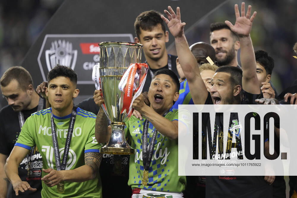KW18 SEATTLE, WA - MAY 04: Seattle Sounders forward Fredy Montero (12), Sounders forward Raul Ruidiaz (9) and Sounders midfielder Nicolas Lodeiro (10) celebrate their victory in the CONCACAF Champions League Final between the Seattle Sounders and Pumas UNAM on May 4, 2022 at Lumen Field in Seattle, WA. (Photo by Jeff Halstead Icon Sportswire) SOCCER: MAY 04 CONCACAF Champions League Final - Pumas UNAM at Seattle Sounders Icon220504025