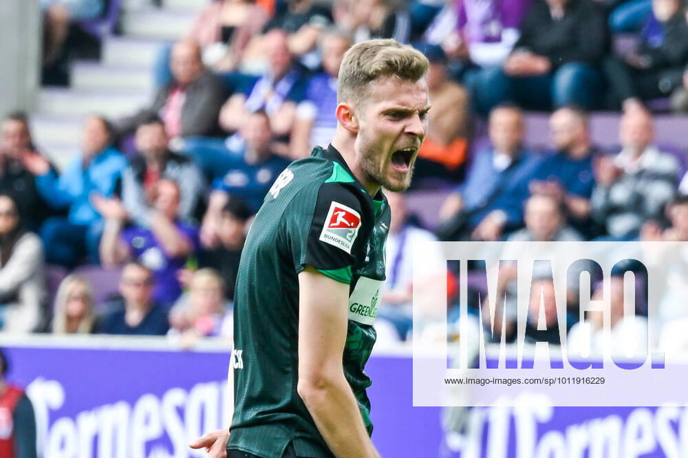 Fußball: 2. Bundesliga, Saison 2021 2022, 33. Spieltag, FC Erzgebirge Aue - SV Werder Bremen am 08.05.2022 in Erzgebirgsstadion in Aue-Bad Schlema. -TK- Bremens Marvin Ducksch schreit wütend. DFL REGULATIONS PROHIBIT ANY USE OF PHOTOGRAPHS AS IMAGE SEQUENCES AND OR QUASI-VIDEO.