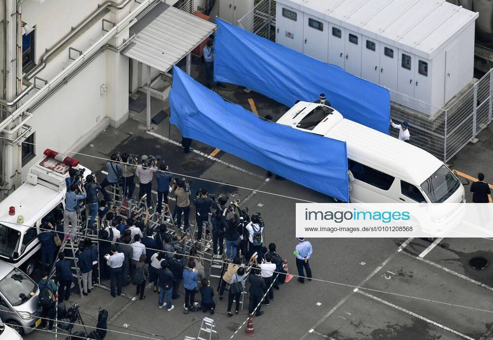 KW22 Arrest of Kyoto animation studio arson suspect Photo taken from a Kyodo News helicopter shows the arrival of a vehicle carrying Shinji Aoba, the 42-year-old suspect in a deadly arson attack in July 2019 on a Kyoto Animation Co. studio, at a police station in Kyoto on May 27, 2020. His arrest came 10 months after he allegedly set the studio on fire, killing 36 people, and was hospitalized with life-threatening burns.