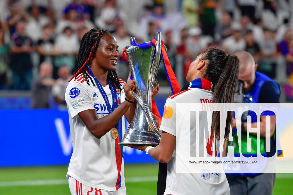 FC Barcelona, Barca v Olympique Lyon, UEFA Women?s Champions League final, football, Turin, Italy Turin, Italy. 21st, May 2022. Melvine Malard (28) and Selma Bacha (4) of Olympique Lyon are celebrating the victory after the UEFA Women?s Champions League final between Barcelona and Olympique Lyon at Juventus Stadium in Turin. Turin Italy