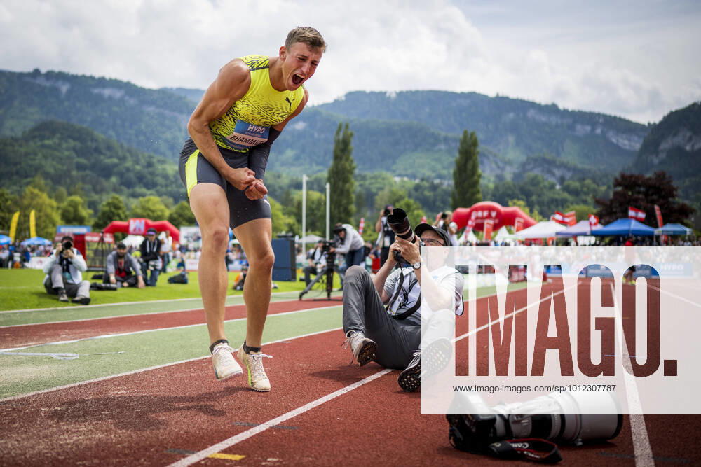 KW21 Suisse Simon Ehammer celebrates after setting a new long jump world record in the decathlon during the long jump event, at the men s decathlon event on the first day of the Hypo-Meeting, IAAF World Combined Events Challenge, in the Mosle stadium in Gotzis, Austria, Saturday 28 May 2022. JASPERxJACOBS x35575497x