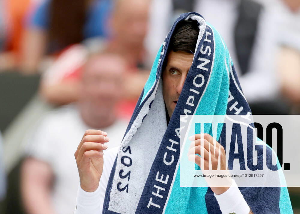 (220702) -- LONDON, July 2, 2022 -- Novak Djokovic reacts during the men s singles third round match between Novak Djokovic of Serbia and Miomir Kecmanovic of Serbia at Wimbledon Tennis Championship in London, Britain, on July 1, 2022. ) (SP)BRITAIN-LONDON-TENNIS-WIMBLEDON-MEN S SINGLES LixYing