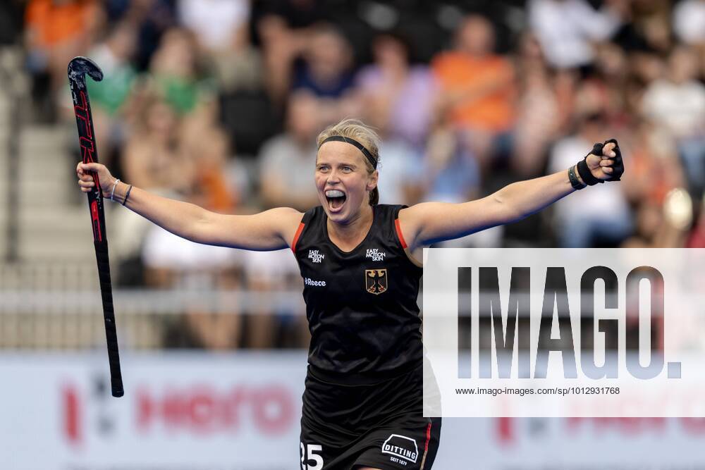 KW26 AMSTERDAM - Viktoria Huse (Germany) cheers after the 3-1f match between Germany and Chile at the World Hockey Championships at Wagener Stadium, on July 2, 2022 in Amsterdam, Netherlands. ANP SANDER KING FIH Hockey Women s World Cup 2022 2022 ANPxSportx IVx