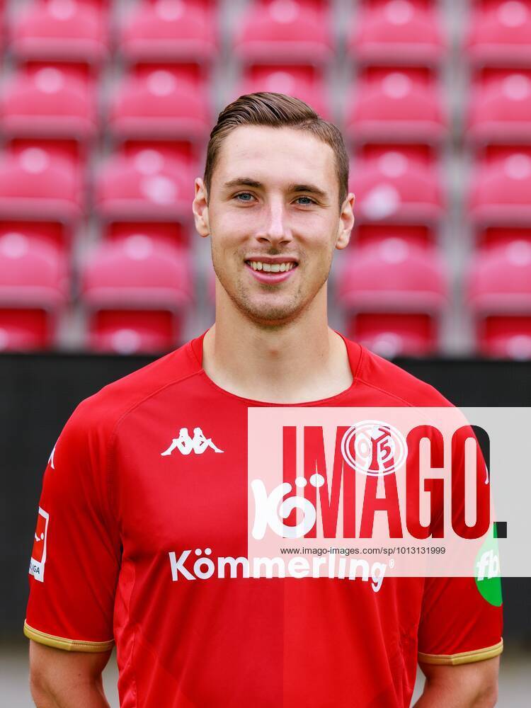 Mainz, MEWA-Arena, 11.07.2022, Mannschaftsfoto 1. Bundesliga - 1.FSV Mainz 05, Dominik Kohr (31)