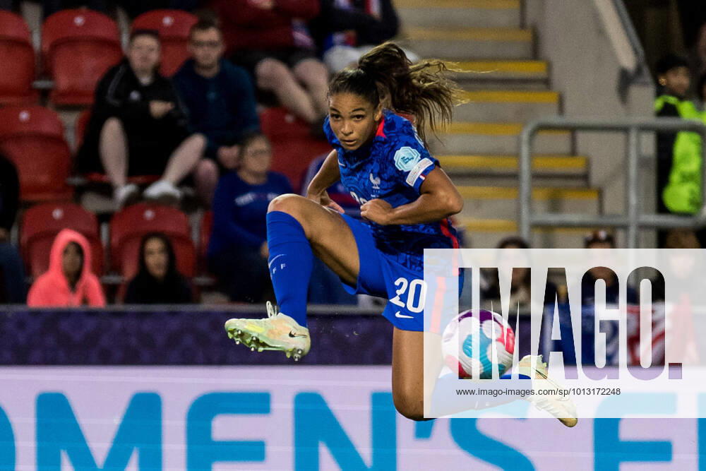 Bilder des Jahres 2022, Sport 07 Juli UEFA WOMEN’S EURO ENGLAND 2022: Frankreich - Belgien; 14.07.2022 Delphine Cascarino (Frankreich, 20) UEFA WOMEN’S EURO ENGLAND 2022: Frankreich - Belgien; New York Stadium, Rotherham