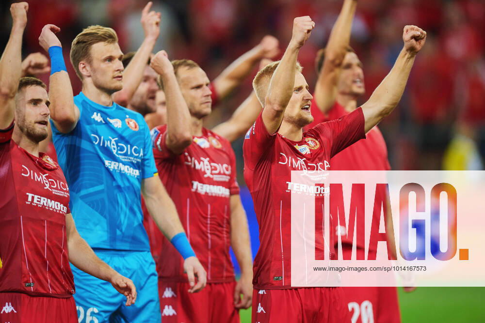 LODZ , STADION MIEJSKI WIDZEW LODZ, PILKA NOZNA (FOOTBALL) PKO BP EKSTRAKLASA LIGA SEZON 2022 2023 MECZ WIDZEW LODZ - WISLA PLOCK NZ. PATRYK STEPINSKI, HENRICH RAVAS, BARTLOMIEJ PAWLOWSKI FOTO RADOSLAW JOZWIAK CYFRASPORT NEWSPIX.PL --- Newspix.pl RAJ_125509_27-08-2022