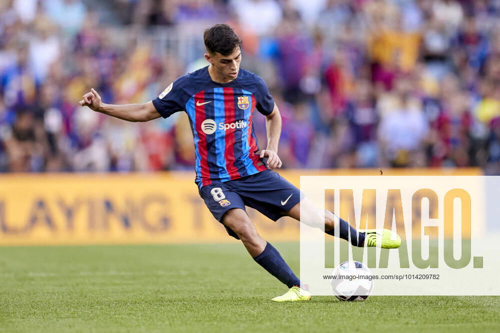 ESP: FC Barcelona, Barca v Real Valladolid CF - La Liga Santander Pedro Gonzalez Pedri of FC Barcelona in action during the La Liga Santander match between FC Barcelona and Real Valladolid CF at Spotify Camp Nou on August 28, 2022, in Barcelona, Spain. Barcelona Spotify Camp Nou Catalunya Spain _RL_FCBvVALL_012_451