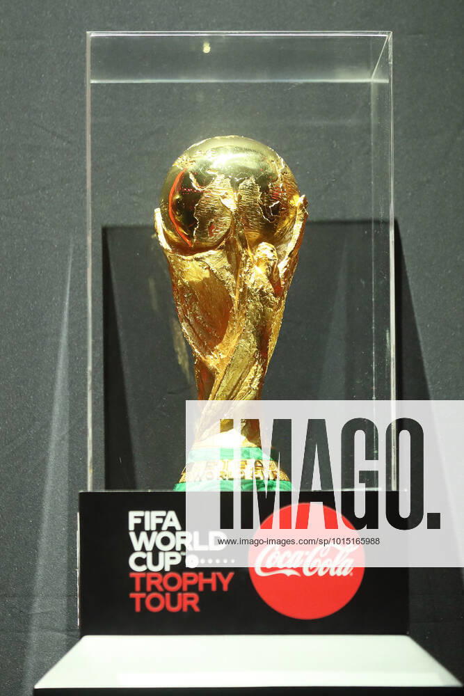 FIFA World Cup, WM, Weltmeisterschaft, Fussball TROPHY TOUR PEHAR na predstavljanju pehara, FIFA turneja pehara Svetskog prvenstva hala Belekspo, Beograd 20.09.2022. godine Foto: Fudbal, Srbija, FIFA World Cup Trophy tourSERBIA FOOTBALL Belgrade Belexpo hall Serbia