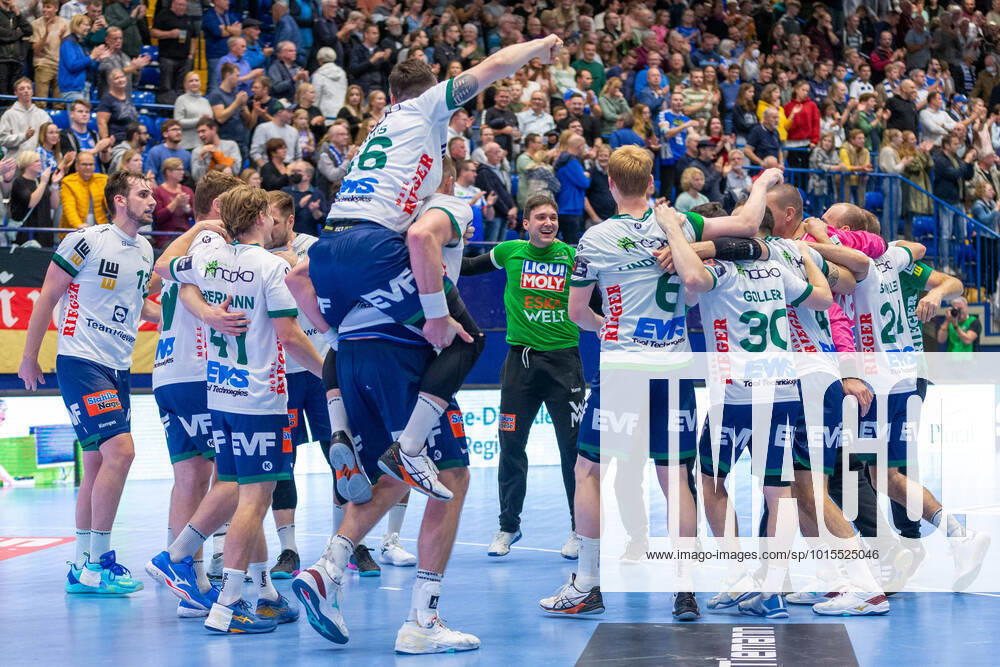 KW40 Jubel bei Frisch Auf Goeppingen GER, TBV Lemgo Lippe vs. Frisch Auf Goeppingen, Handball, EHF European League, Qualification Round 2, Season 2022 2023, 04.10.2022 GER, TBV Lemgo Lippe vs. Frisch Auf Goeppingen, Handball, EHF European League, Qualification Round 2, Season 2022 2023, 04.10.2022 Lemgo