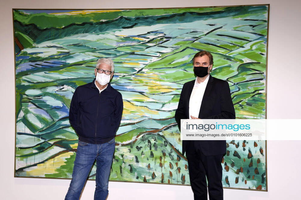Bilder des Jahres 2020, Entertainment 06 Juni Entertainment Themen der Woche KW24 Bernd Zimmer und Wolfgang Jahn bei der Vernissage zur Ausstellung Terranaut. Malerei - Die Idee Stoa169 in der Galerie Jahn Pfefferle. München