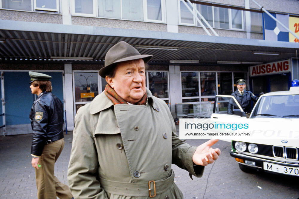 Siegfried Lowitz bei Dreharbeiten in München Siegfried Lowitz bei Dreharbeiten in München, München Bayern Deutschland