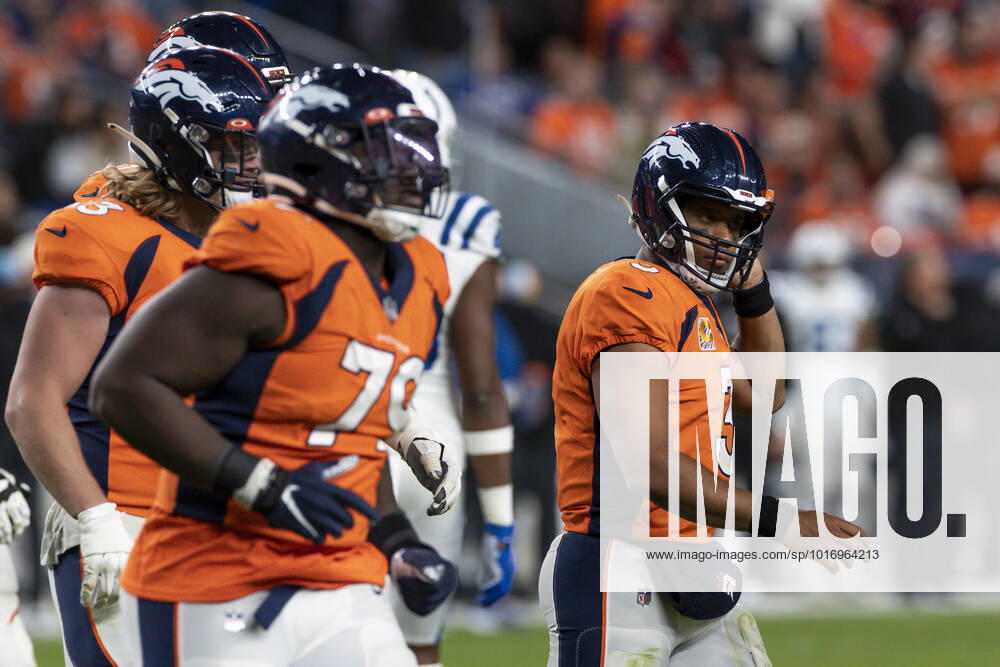 DENVER, CO - OCTOBER 06: Denver Broncos quarterback Russell Wilson (3) walks off the field during an NFL, American Football Herren, USA game between the Indianapolis Colts and the Denver Broncos at Empower Field at Mile High on October 06, 2022 in Denver, Colorado. (Photo by Brandon Sloter Icon Sportswire) NFL: OCT 06 Colts at Broncos Icon221006164