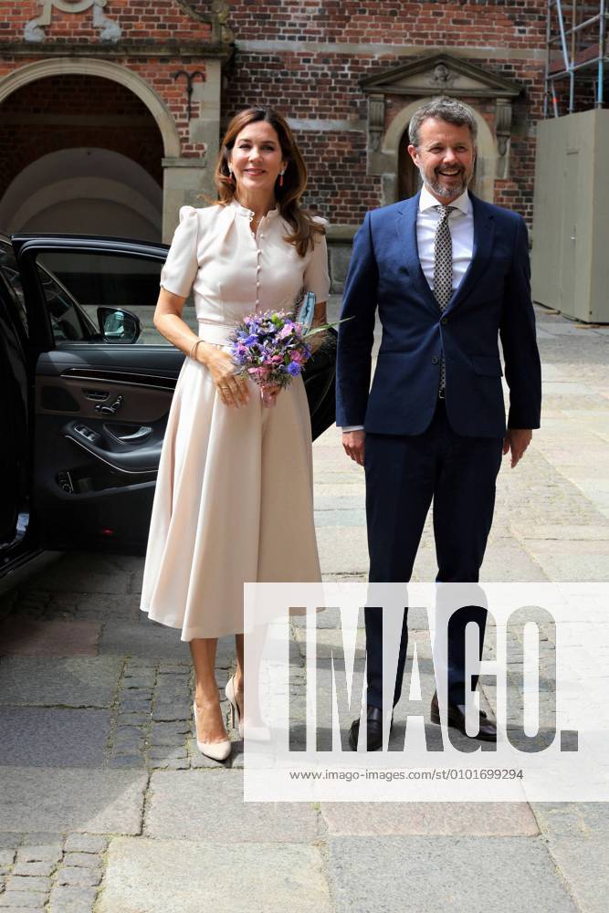 Denmark Queen Margrethe and Princess Mary and Prince Frederik attending the opening of the exhibition The Queen s Faces The Knight’s Hall and the portrait revelation at the National History museum at Frederiksborg palace in Hillerod, Denmark. The exhibition presents a multifaceted portrait of HM Queen Margrethe and her time. It provides an introduction to the Queen’s upbringing, her various roles as ruler and head of state, and the Queen’s personal interests, particularly in the fields of art and science.